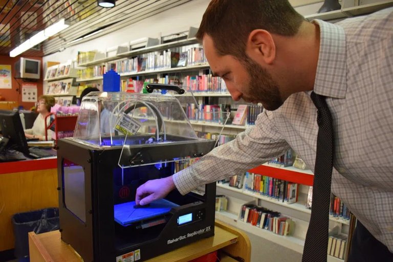 Oakville Library Introduces 3D Printing for Public Use